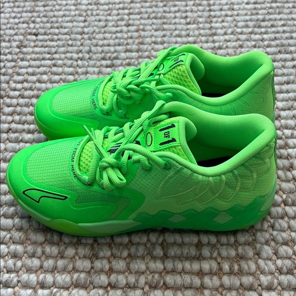 Puma Neon Green Melo Sneakers!! - Picture 5 of 8